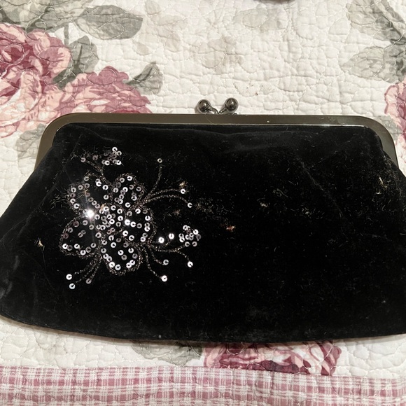 Vintage express crushed velvet with embellishments and sequin, clutch. - Picture 1 of 3